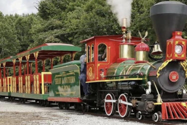 Ride the Heart of Dixie Railroad Train