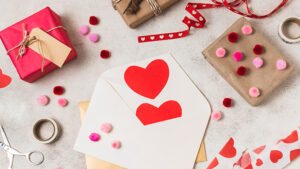 DIY Valentine’s Day Cards for Kids|DIY Valentine’s Day Cards for Kids|Button-Heart Cards|Handprint Heart Cards|Thumbprint Love Bugs|Popsicle Stick Picture Frames|Confetti Explosion Cards|Handprint Heart Cards