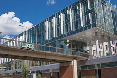 Nurse-Midwifery Program Returns to UAB