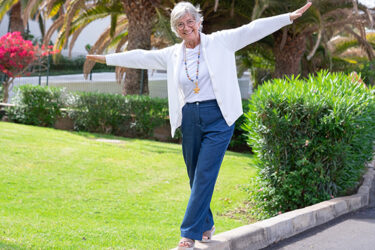 Studies Link Vestibular/Balance Disorders and Dizziness to Hearing Ability and Falls