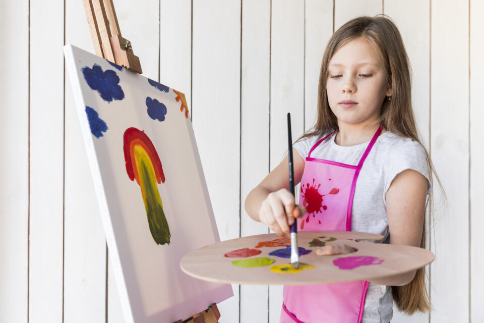 girl painting
