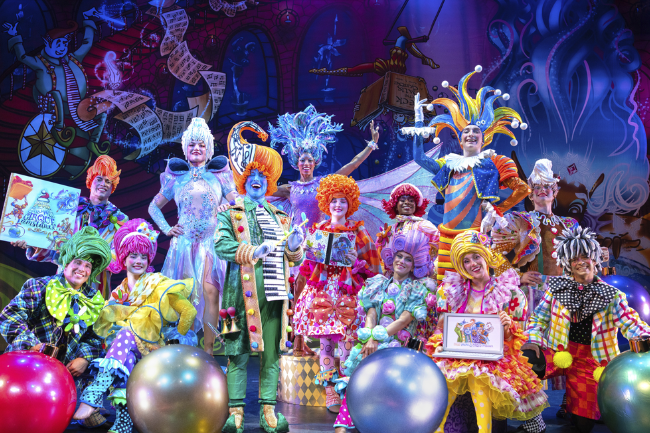 POMP, SNOW & CIRQUEumstance