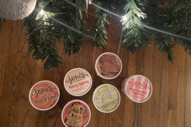 Jeni's Holiday Flavors Under the Tree
