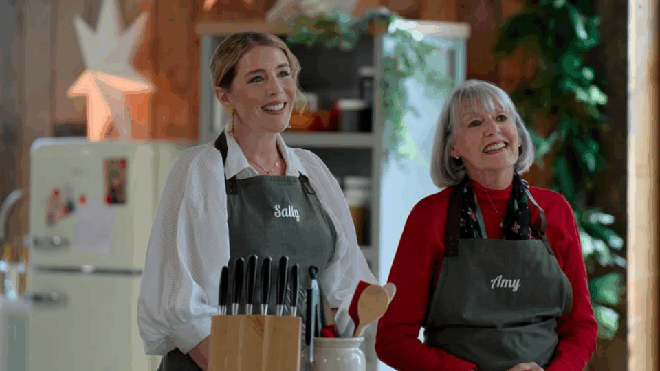 Sally Wicker McKay with her mom and co-baker, Amy Wicker (The Hallmark Channel)